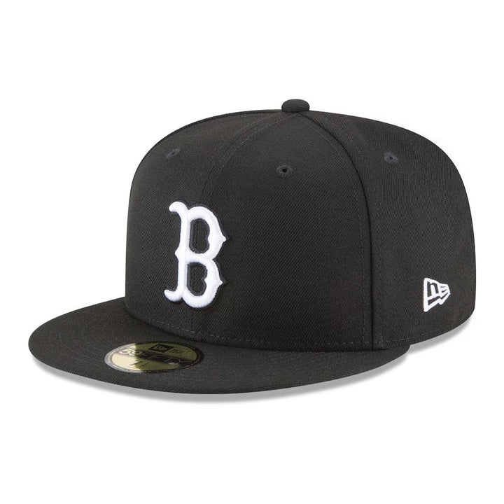 Boston Red Sox New Era Black and White Basic 59FIFTY Fitted Hat - Black - Triple Play Caps
