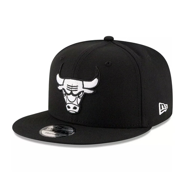 Chicago Bulls New Era Black & White 9FIFTY Snapback Hat - Black - Triple Play Caps