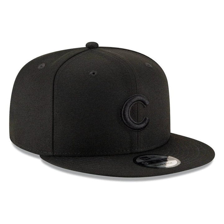 Chicago Cubs New Era Black on Black 9FIFTY Snapback Hat - Black - Triple Play Caps