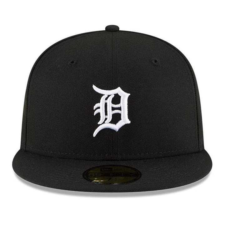 Detroit Tigers New Era Black and White Basic 59FIFTY Fitted Hat - Black - Triple Play Caps