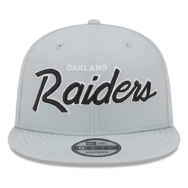 Las Vegas Raiders New Era Main Script 9FIFTY Snapback Hat - Silver - Triple Play Caps