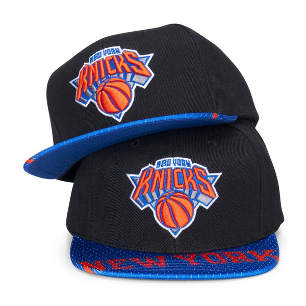 Mitchell & Ness New York Knicks Snapshot Snapback Hat - Black - Triple Play Caps