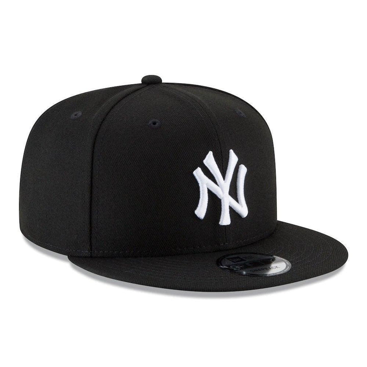 New York Yankees New Era Black & White 9FIFTY Snapback Hat - Black - Triple Play Caps