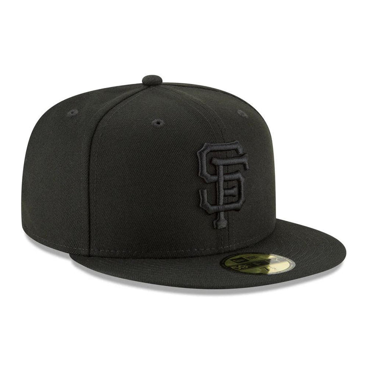San Francisco Giants New Era Black on Black Basic 59FIFTY Fitted Hat - Black - Triple Play Caps
