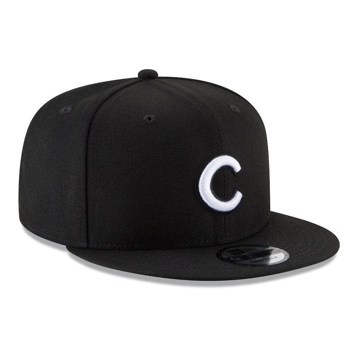 Chicago Cubs New Era Black & White 9FIFTY Snapback Hat - Black - Triple Play Caps