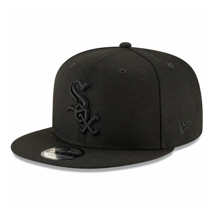Chicago White Sox New Era Black on Black 9FIFTY Snapback Hat - Black - Triple Play Caps