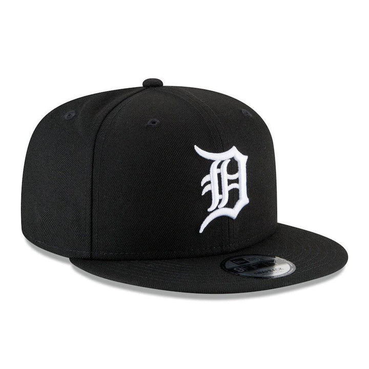 Detroit Tigers New Era Black & White 9FIFTY Snapback Hat - Triple Play Caps