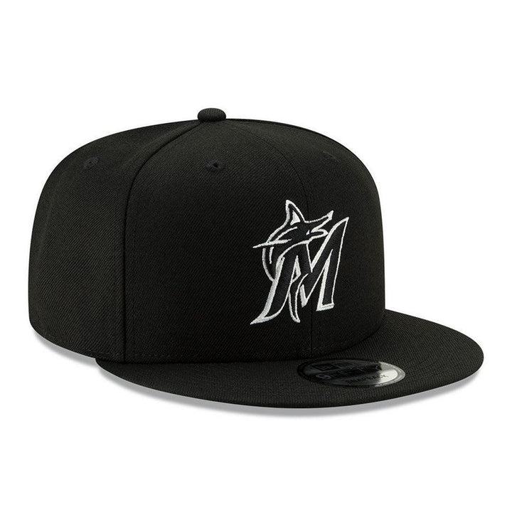 Miami Marlins New Era Black & White 9FIFTY Snapback Hat - Black - Triple Play Caps