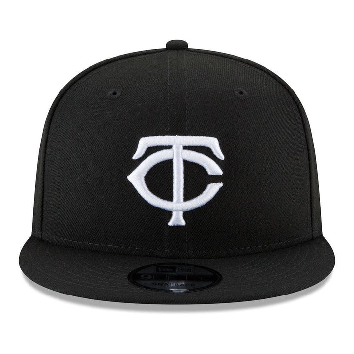 Minnesota Twins New Era Black & White 9FIFTY Snapback Hat - Black - Triple Play Caps